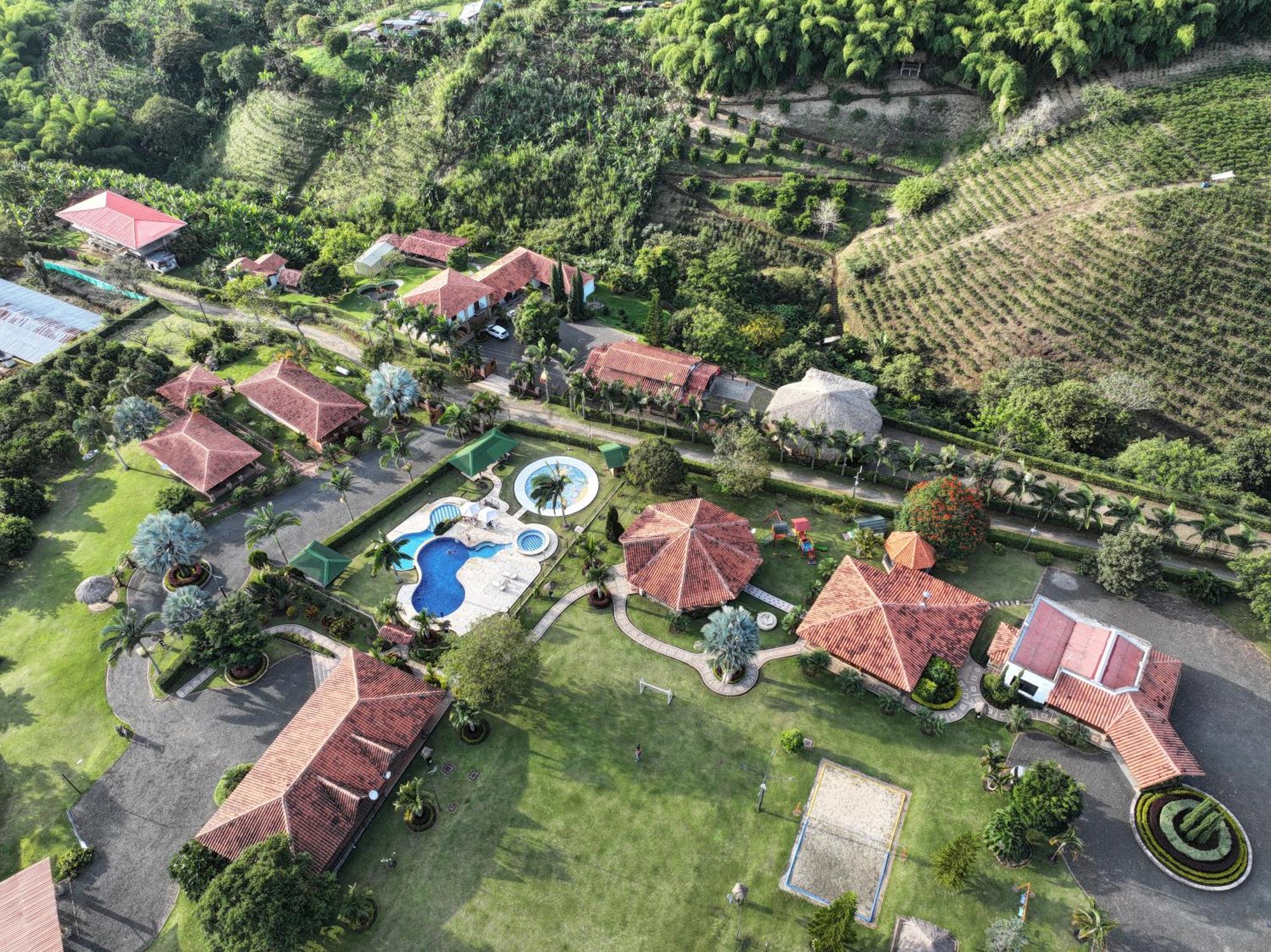 La Victoria Hotel Campestre كويمبايا المظهر الخارجي الصورة